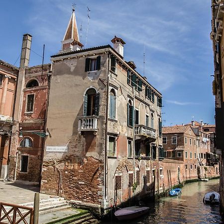 Le Sorelle Venedig Exteriör bild